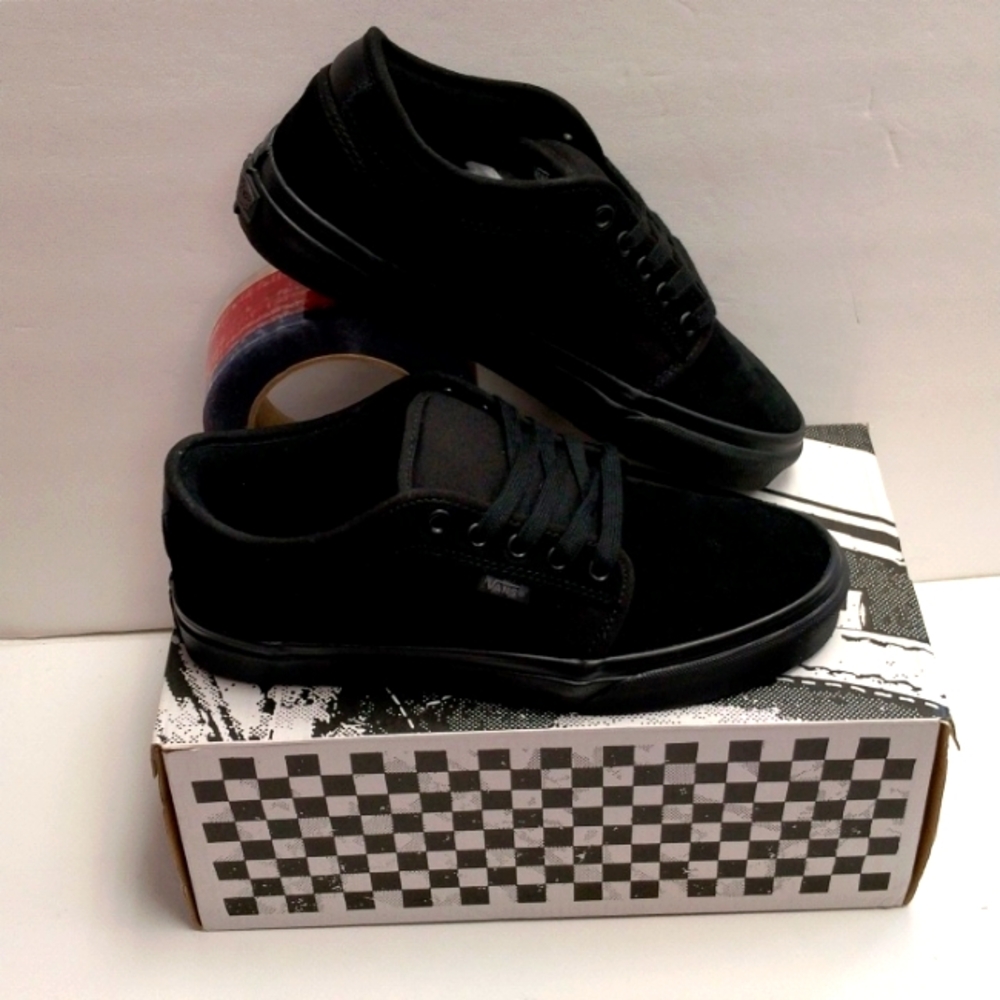 Vans Chukka Low Blackout
